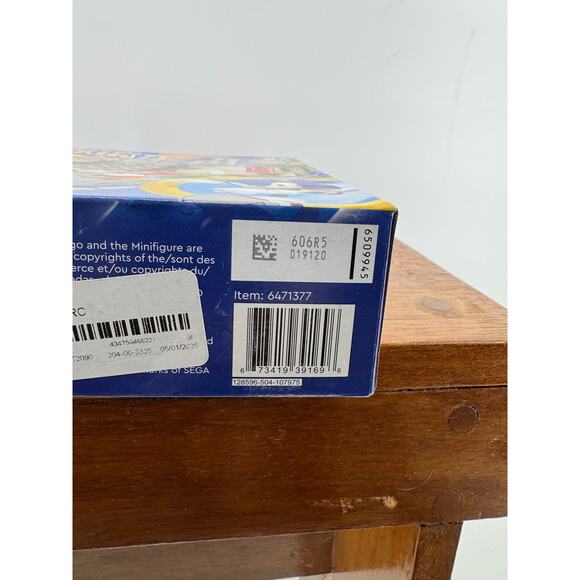 LEGO 76998 NIB Knuckles and the Master Emerald Shrine 325 Pieces Ages 8+ - Picture 9 of 12